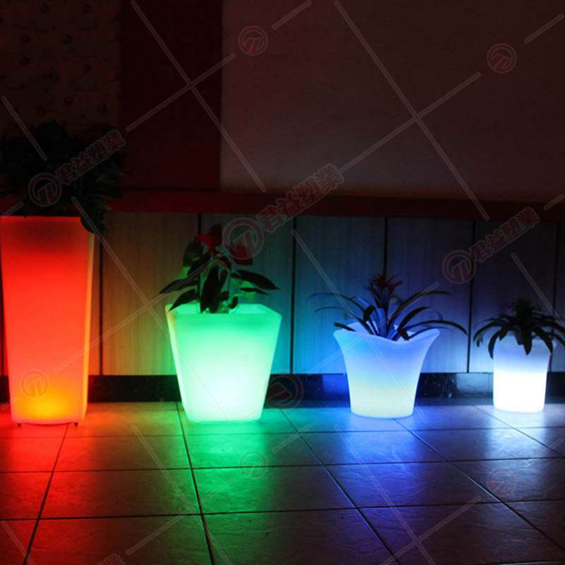 滾塑發光花（huā）盆